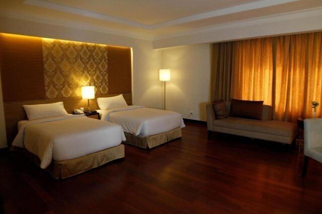 Grand Basko Hotel بادانج المظهر الخارجي الصورة