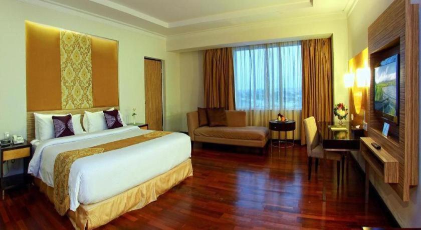 Grand Basko Hotel بادانج المظهر الخارجي الصورة